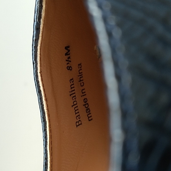 Beautiful Blue Snakeskin J.Renee Bambalina 8.5 M Flats - Picture 9 of 9